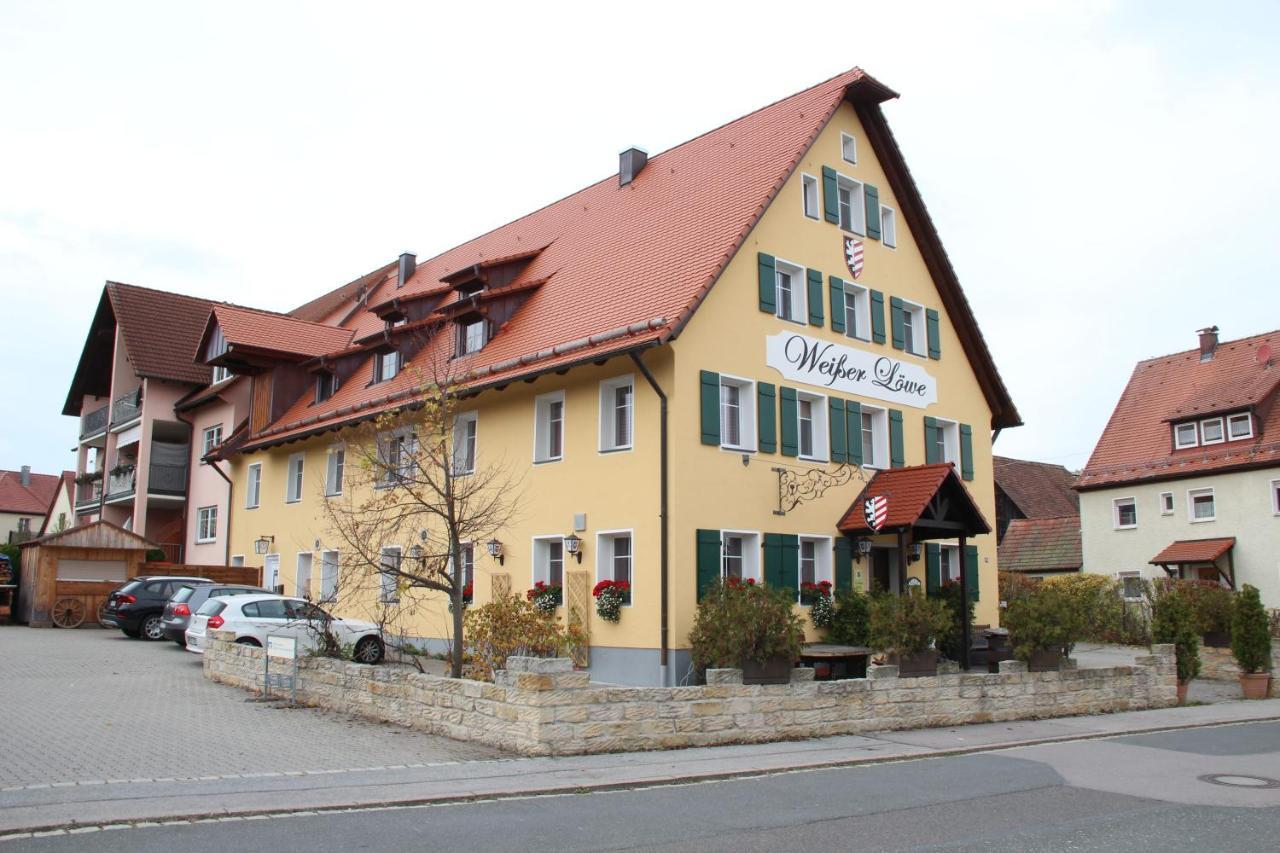 Hotel Gasthof Weisser Loewe Burgthann Exterior photo
